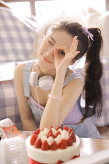 光屁股的女生内裤